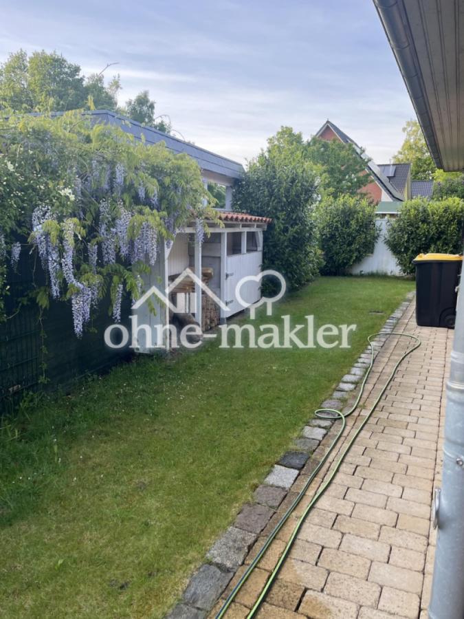 Holz- und Müll Stellplatz