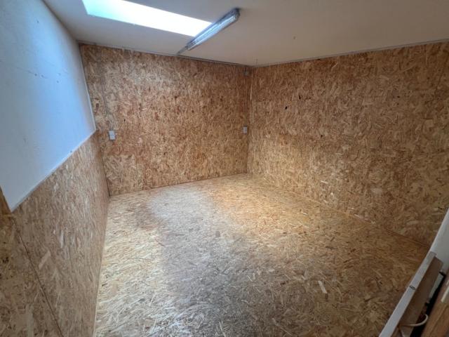 Blick in eine Garage