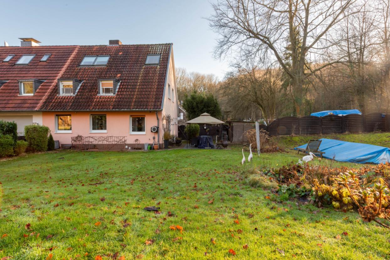 Weitere Hausansicht Rückfront