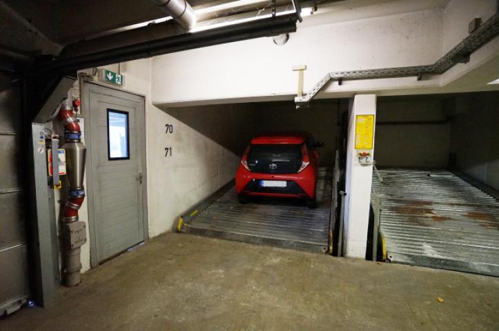 12_KFZ-Stellplatz direkt an der Ausfahrt