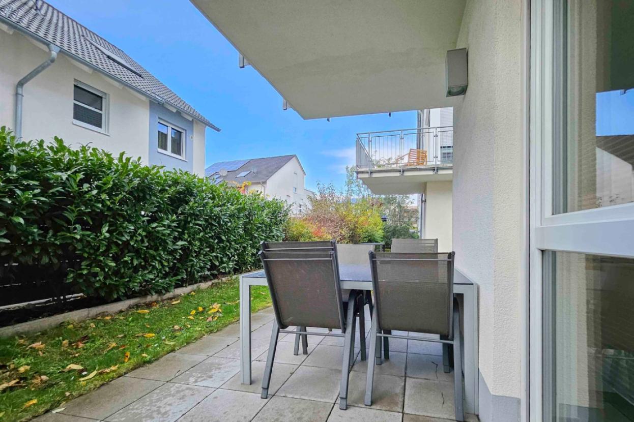 Außenterrasse EG
