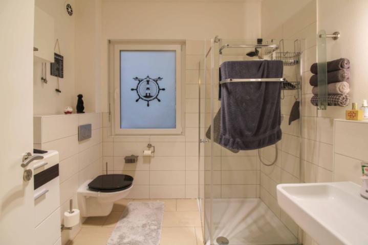 Badezimmer 1
