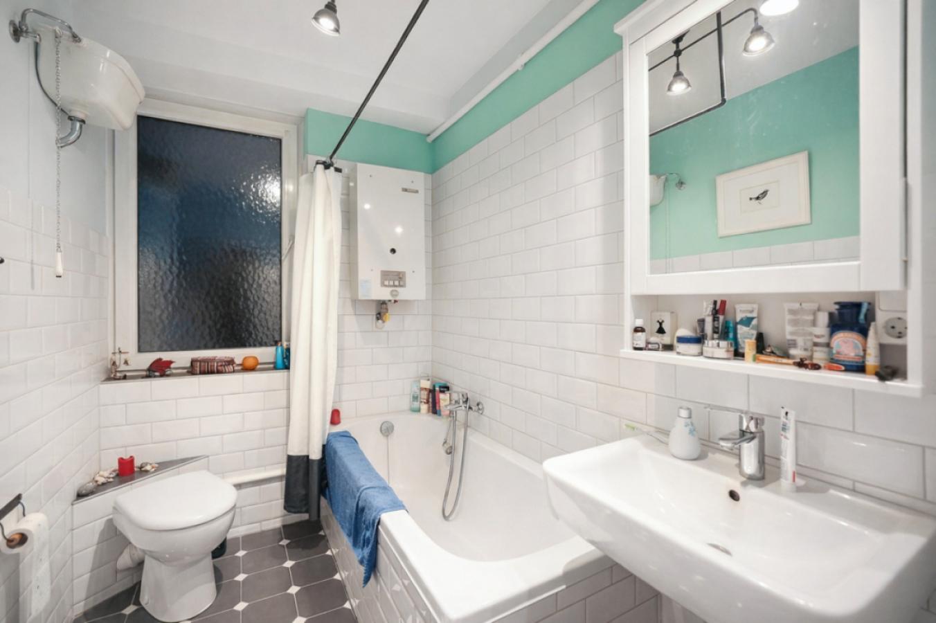 Badezimmer - Ansicht 1