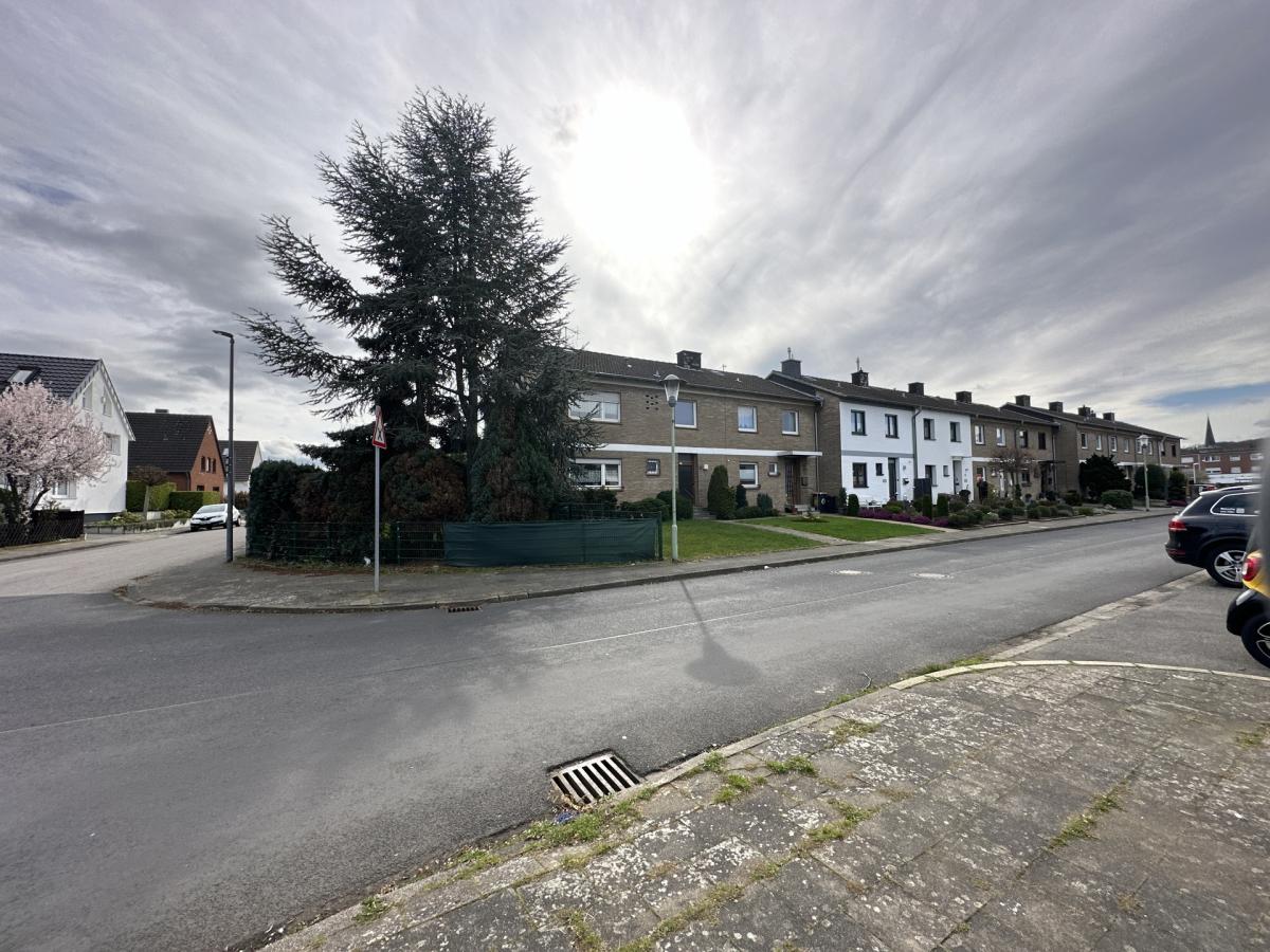 Immobilie von der Straße