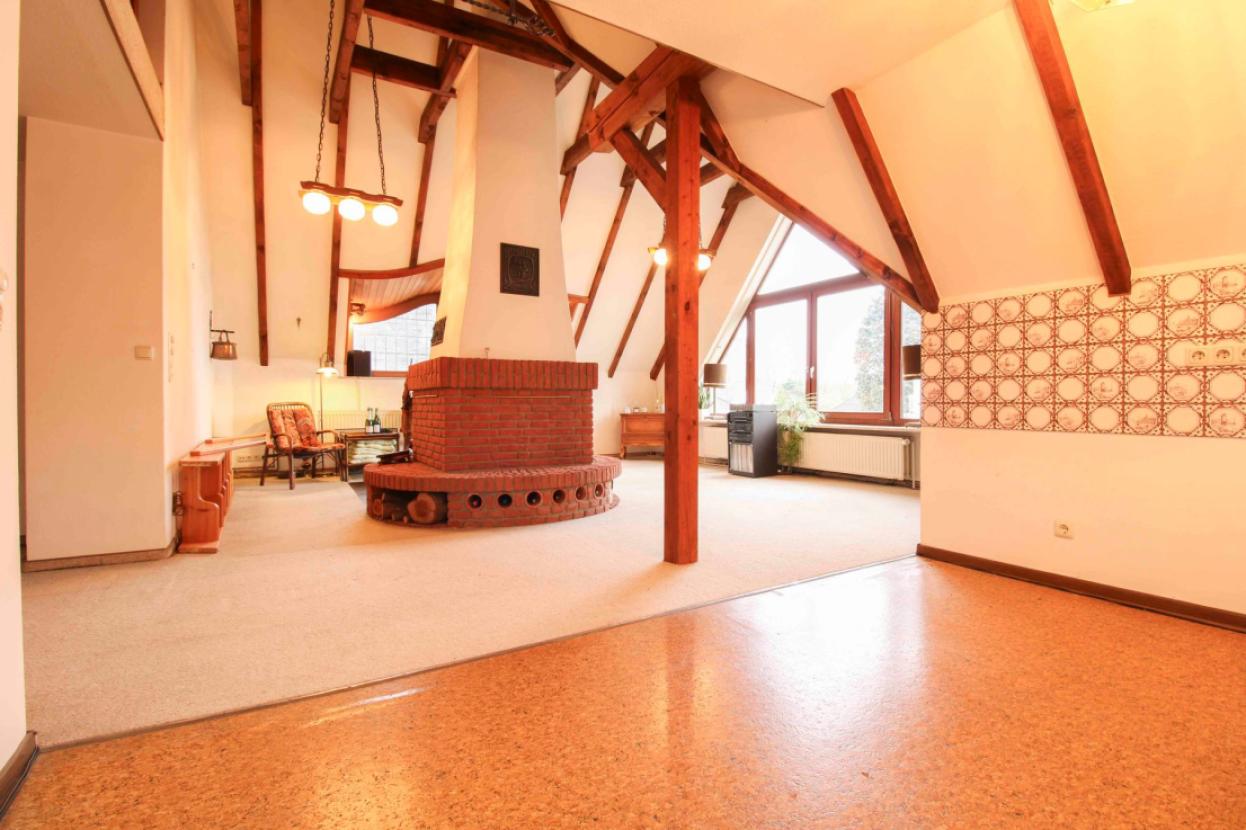 Kaminzimmer 1.2 OG WE 2