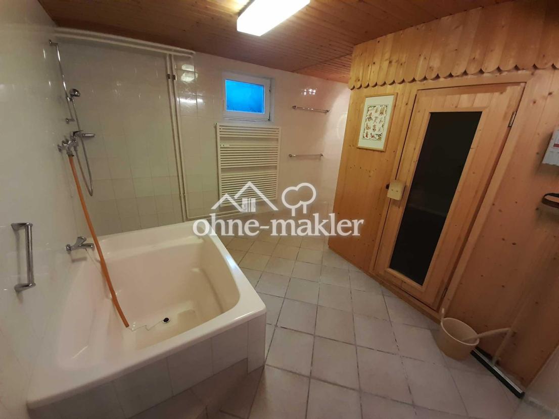 Keller Saunaraum mit Dusche