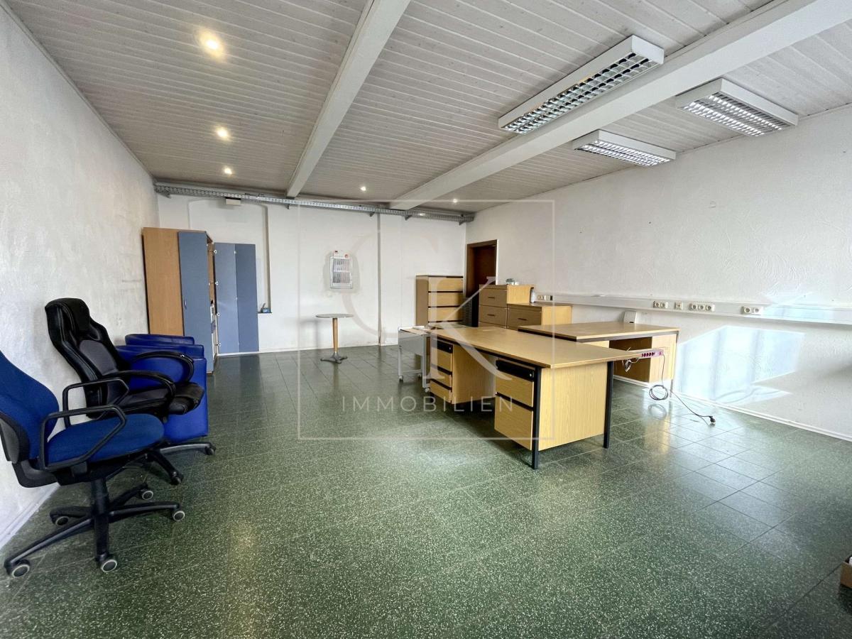 Büroräumlichkeit ehem. Sanitär
