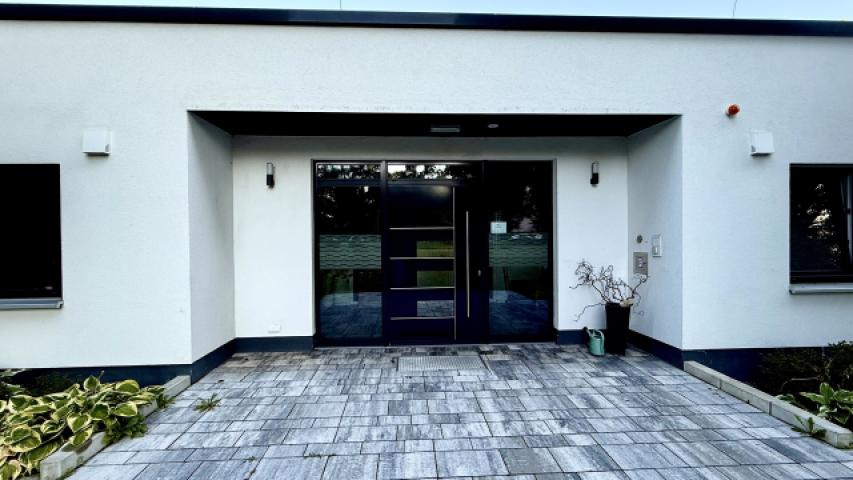 Gepflegter Eingangsbereich