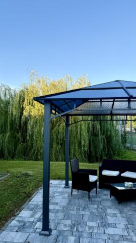 Pavillon auf der Rückseite