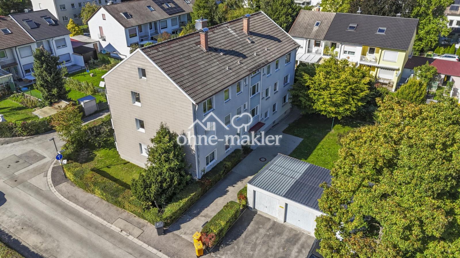 Garage direkt vor dem Haus