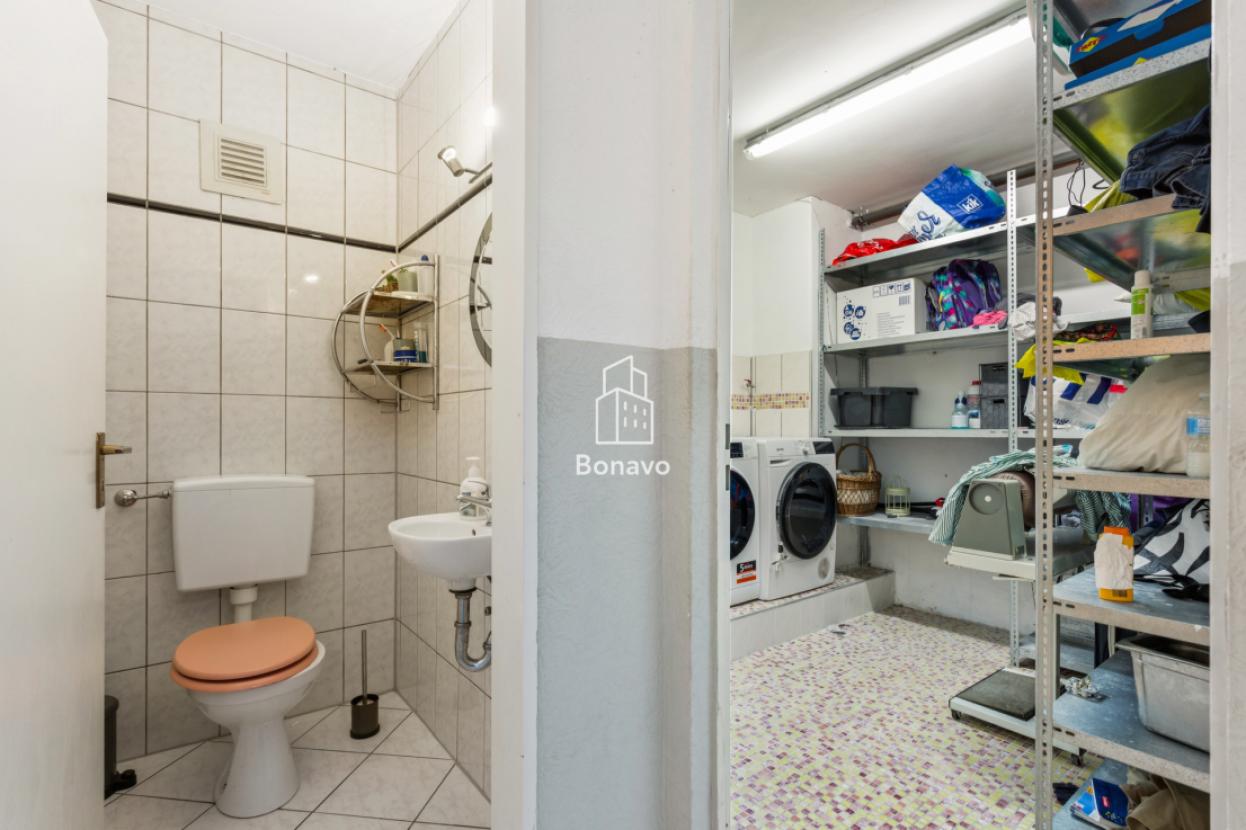 Gäste-WC/Wäscheraum