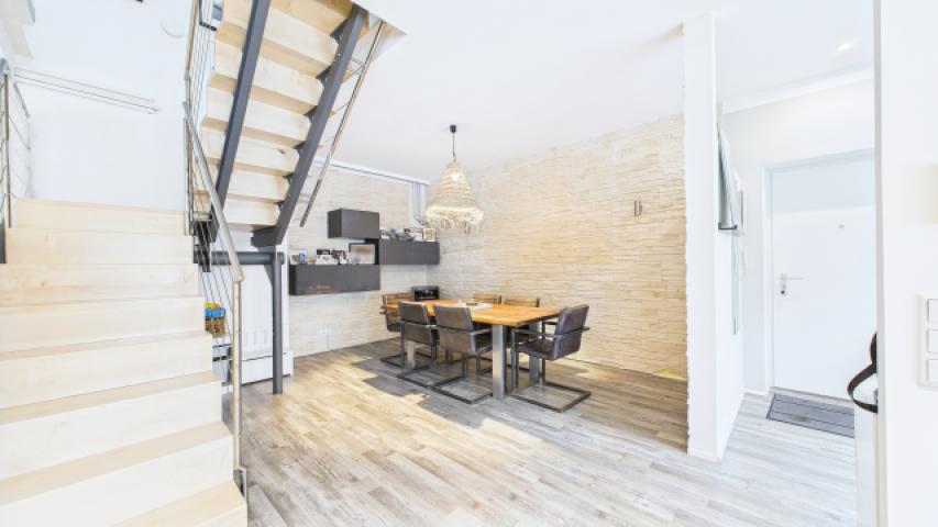 Wohnung Essbereich  Hintergebäude Erdgeschoß