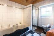 Badezimmer EG