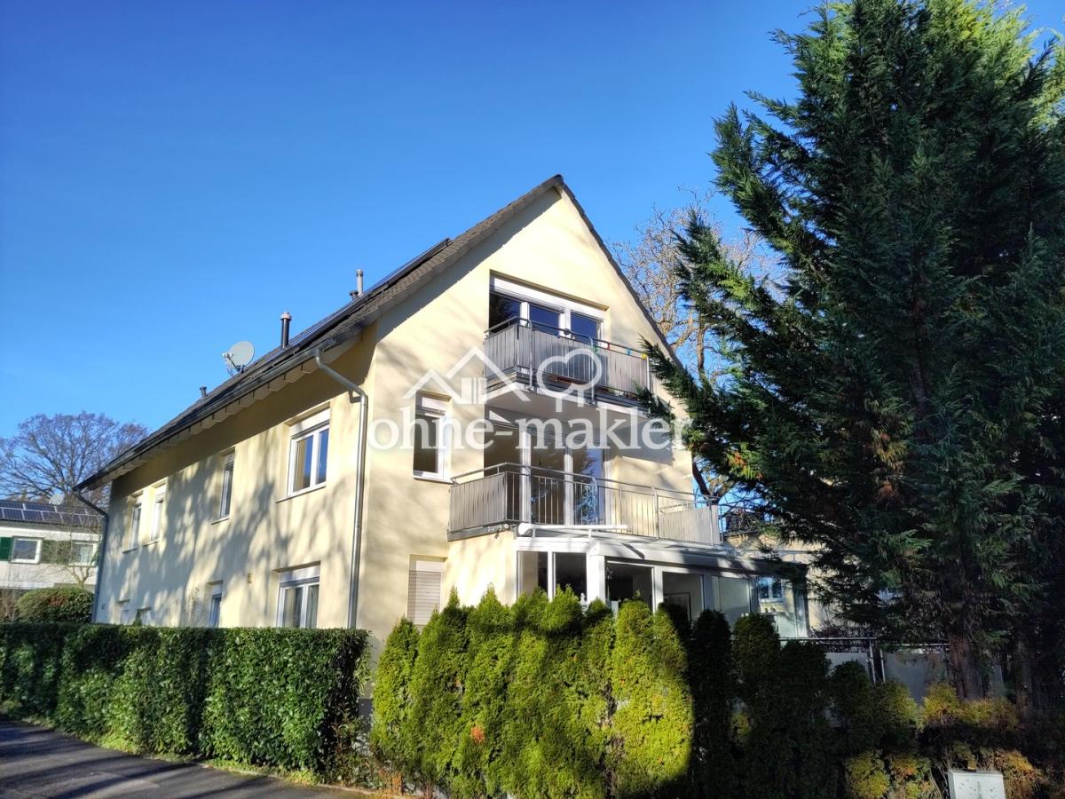 Freistehendes Mehrfamilienhaus