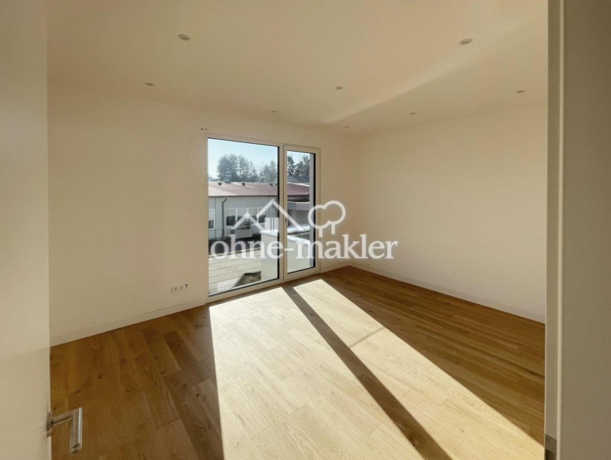 Kinder-/Arbeitszimmer