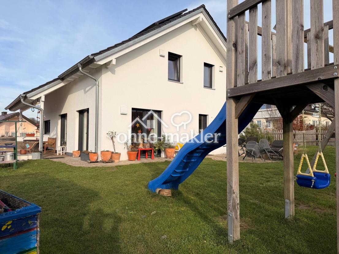 Blick auf die Terrasse/Garten