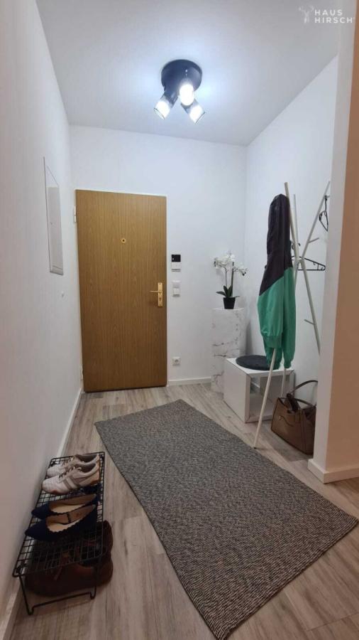 Diele mit Videosprechanlage