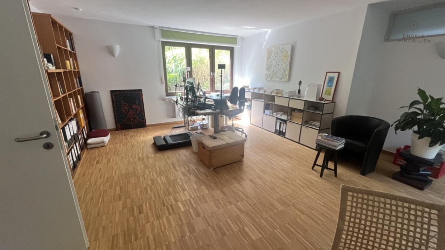 Büro/Appartment