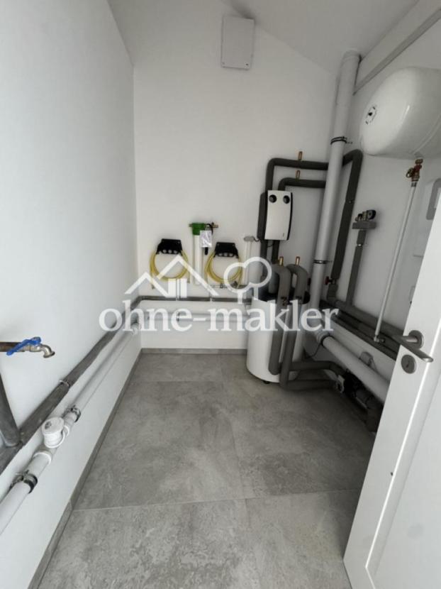 Technik-Hauswirtschaftsraum EG