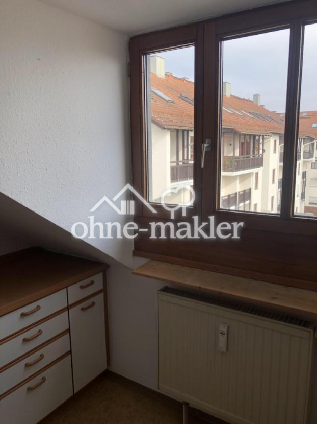 Küchenbereich, großes Fenster