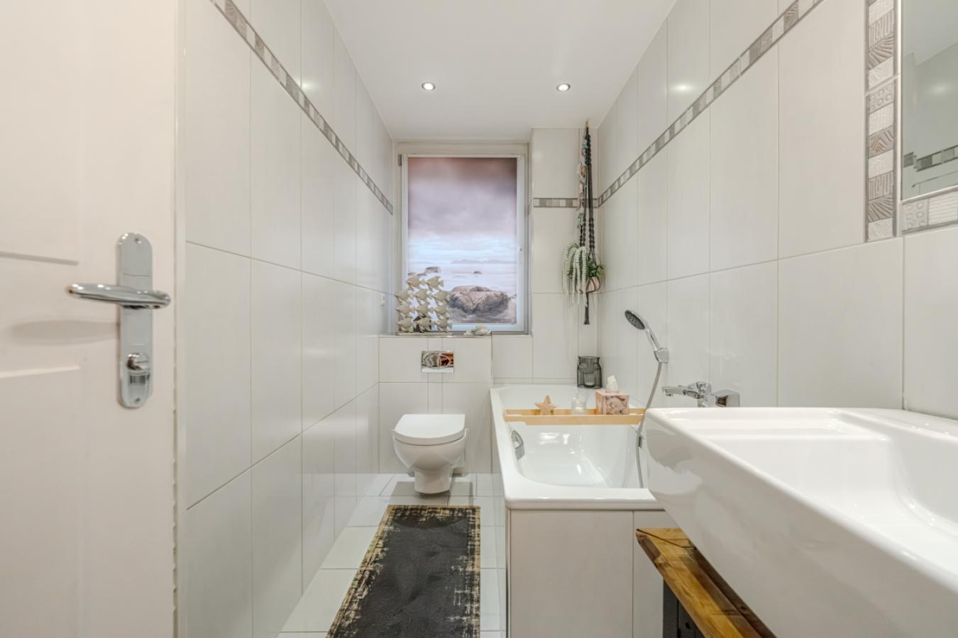 Ansicht weiteres Badezimmer 