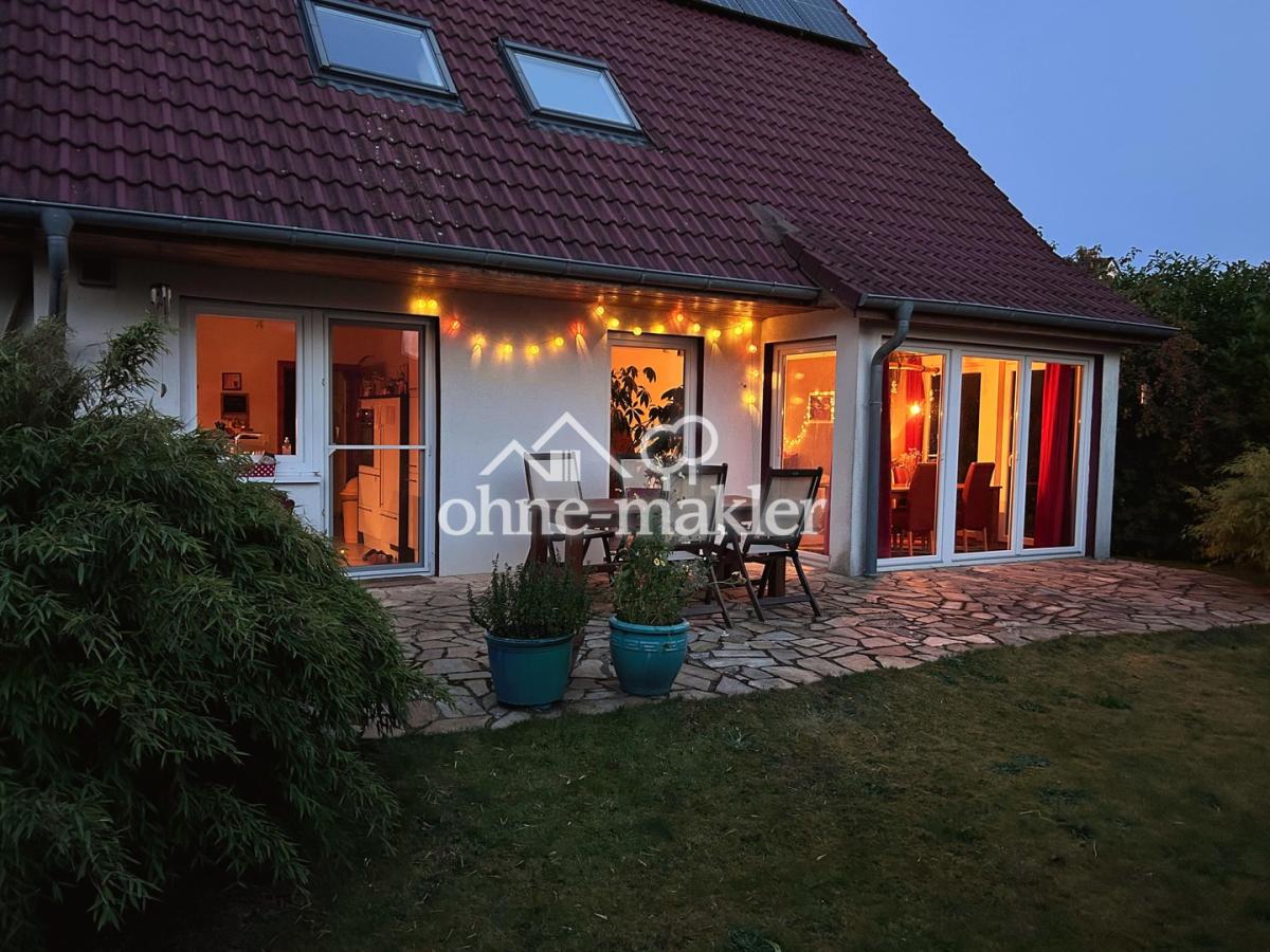 Terrasse mit Wintergarten