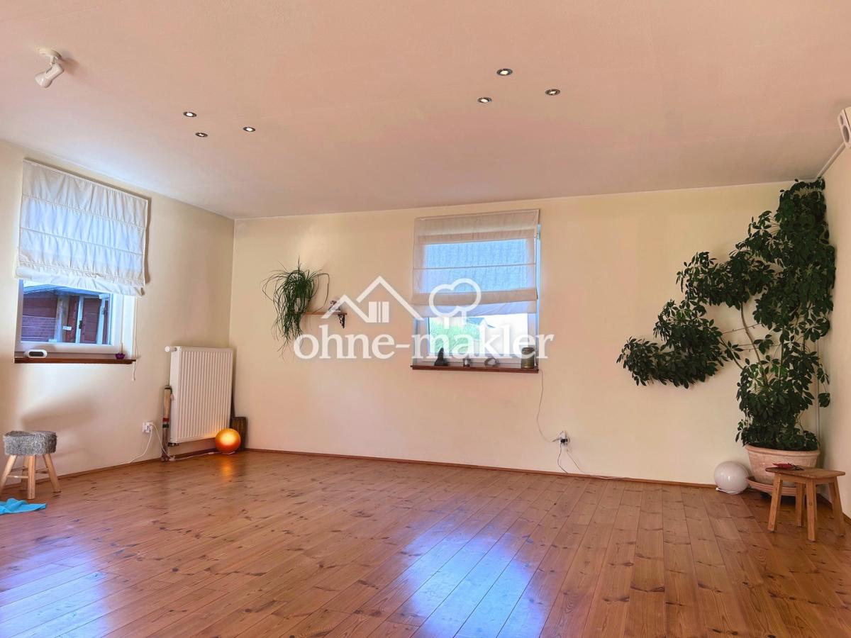 Platz für Yoga, etc.