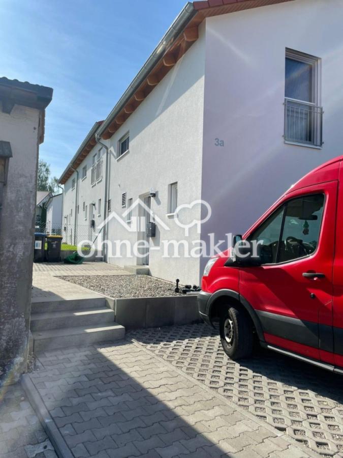 Zugang mit Stellplätzen