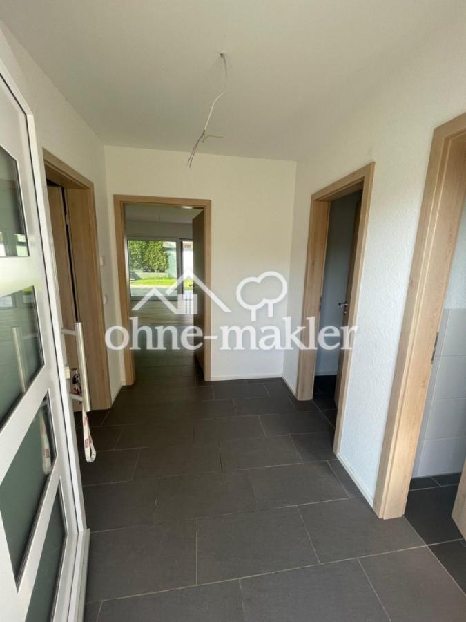 Flur EG - Eingangsbereich