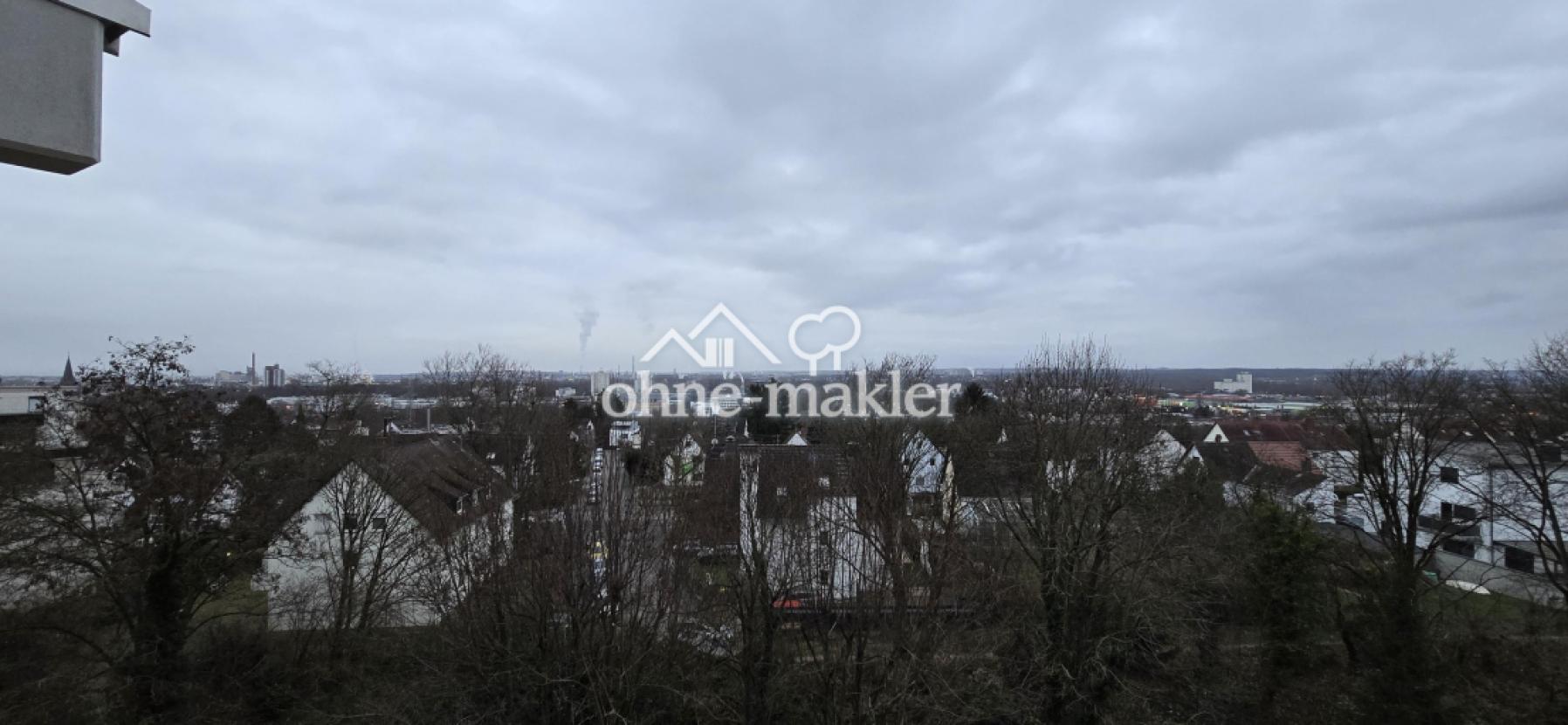 Ausblick vom Balkon (6.OG)