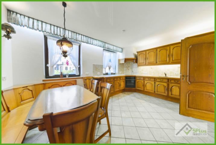 5Plus Immo Haus zur Miete Inden/Altdorf Einbauküche