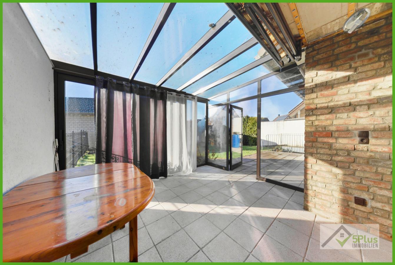 5Plus Immo Haus zur Miete Inden/Altdorf Wintergarten