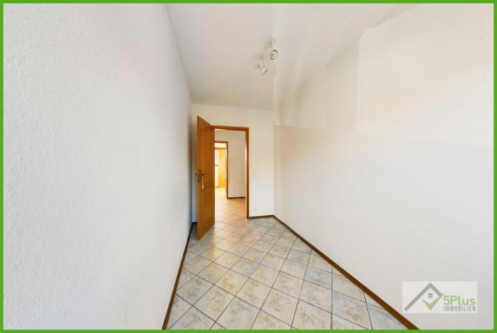 5Plus Immo Haus zur Miete Inden/Altdorf Schlafzimmer 2