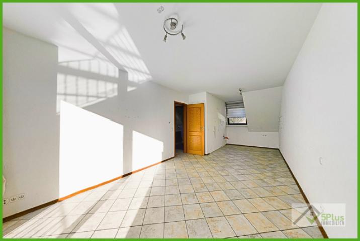 5Plus Immo Haus zur Miete Inden/Altdorf Schlafzimmer 3