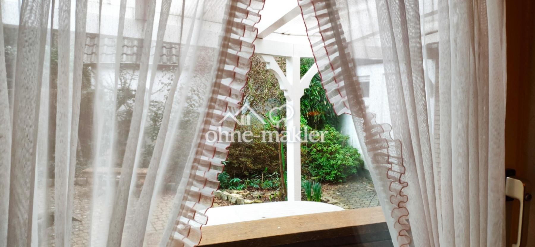 Ausblick in den Garten