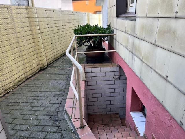 Kellertreppe zum Waschraum