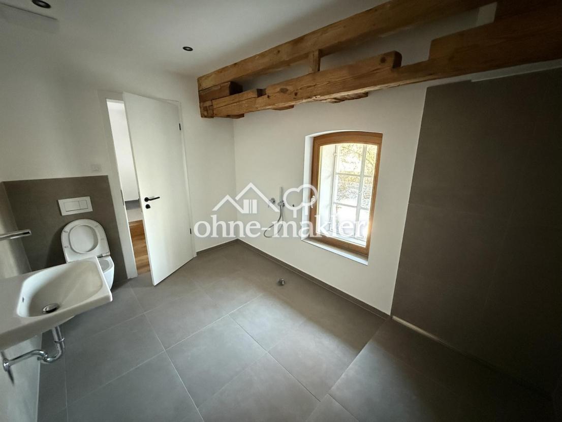 Vollbad OG (Badewannen-Option)