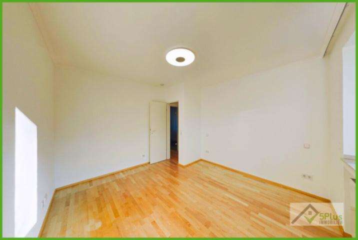 5Plus Immo Wohnung zur Miete Inden/Altdorf Schlafzimmer