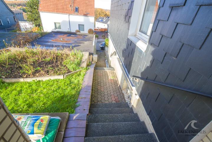 Treppenzugang zum Haus