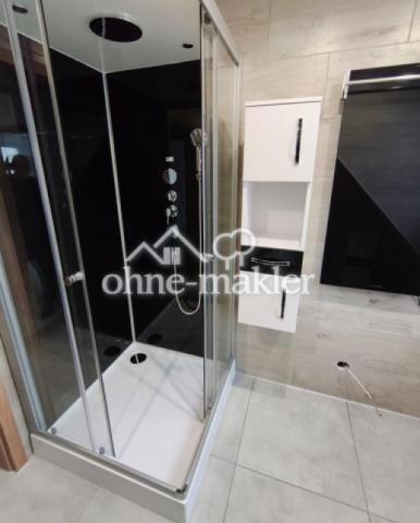 Dusche + Handtuchheizung