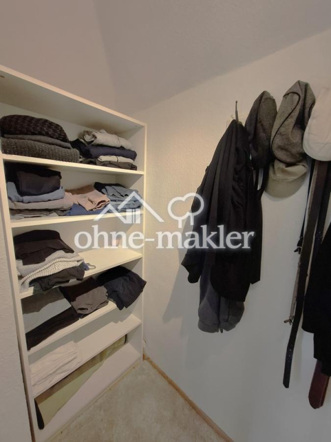 Begehbarer Kleiderschrank