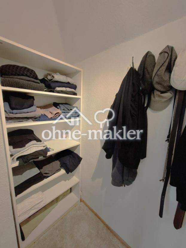 Begehbarer Kleiderschrank