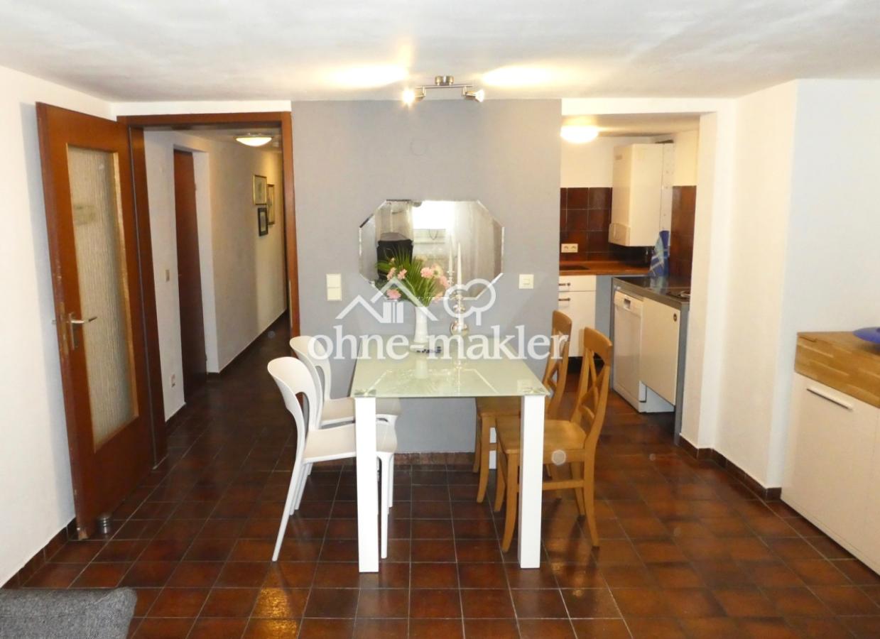 Essbereich,li. Flur, re. Küche