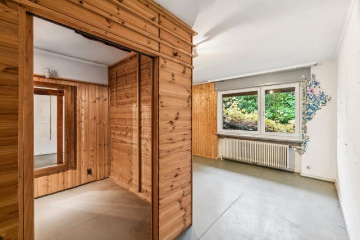 Schlafzimmer mit Ankleide