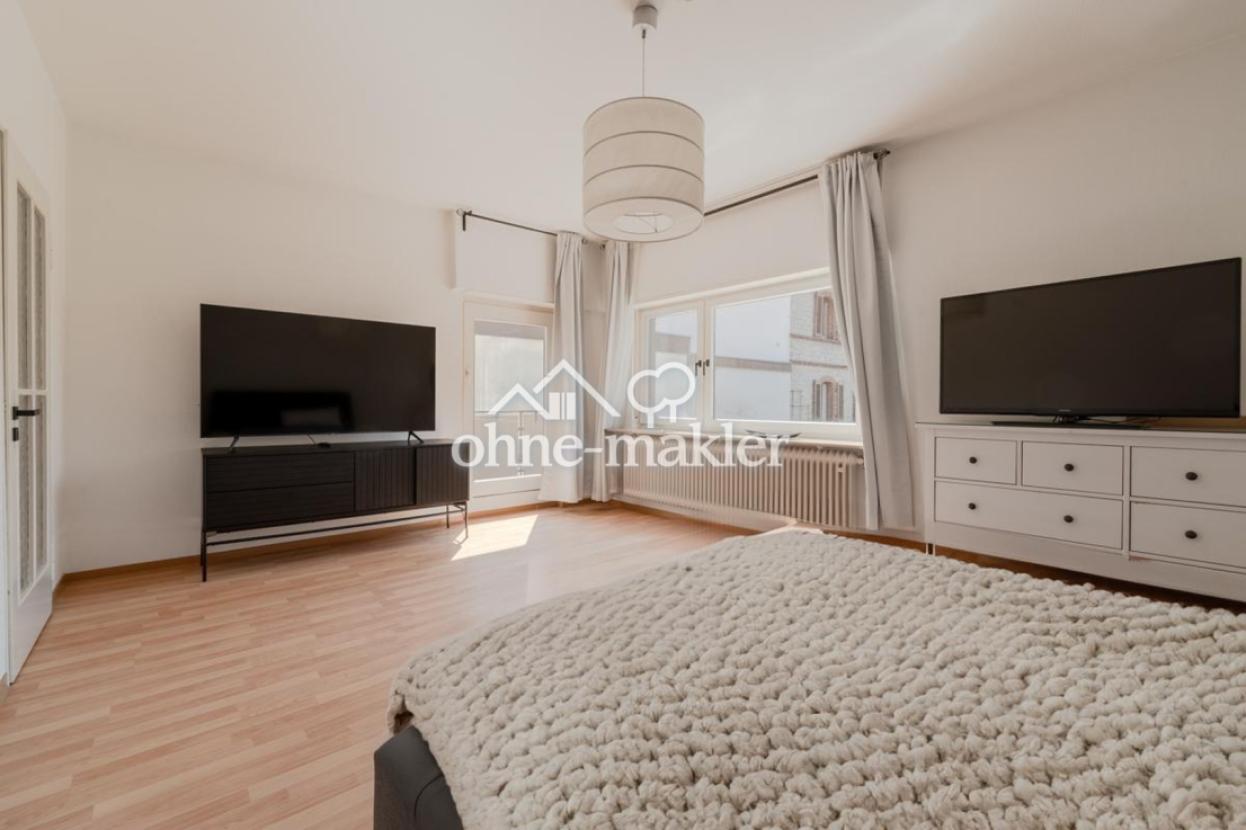 Schlafzimmer vor Renovierung