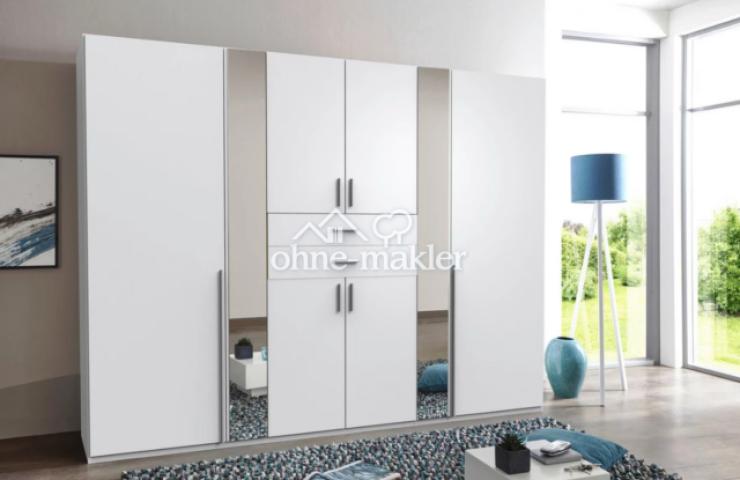 Kleiderschrank Wohnzimmer