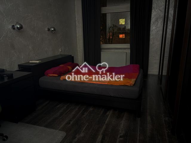 Schlafzimmer + Arbeitsbereich