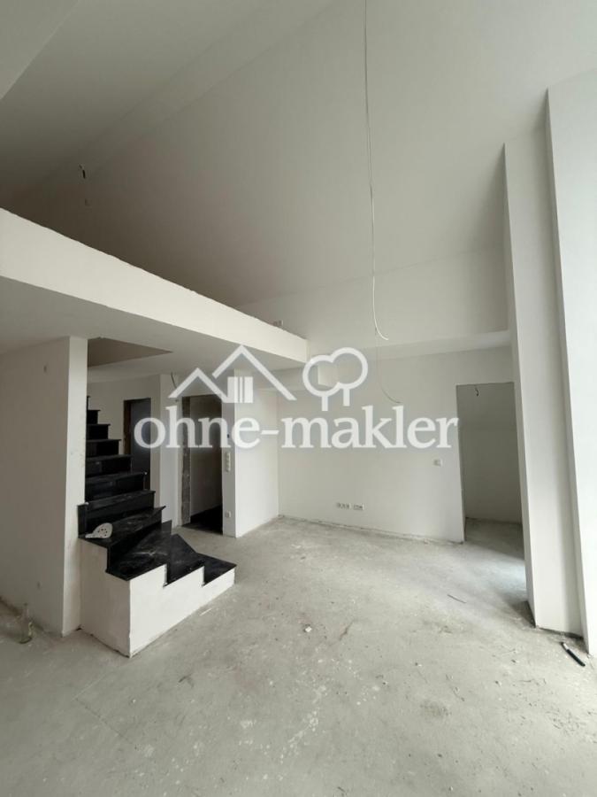 4-Zimmer Galerie: Wohnzimmer