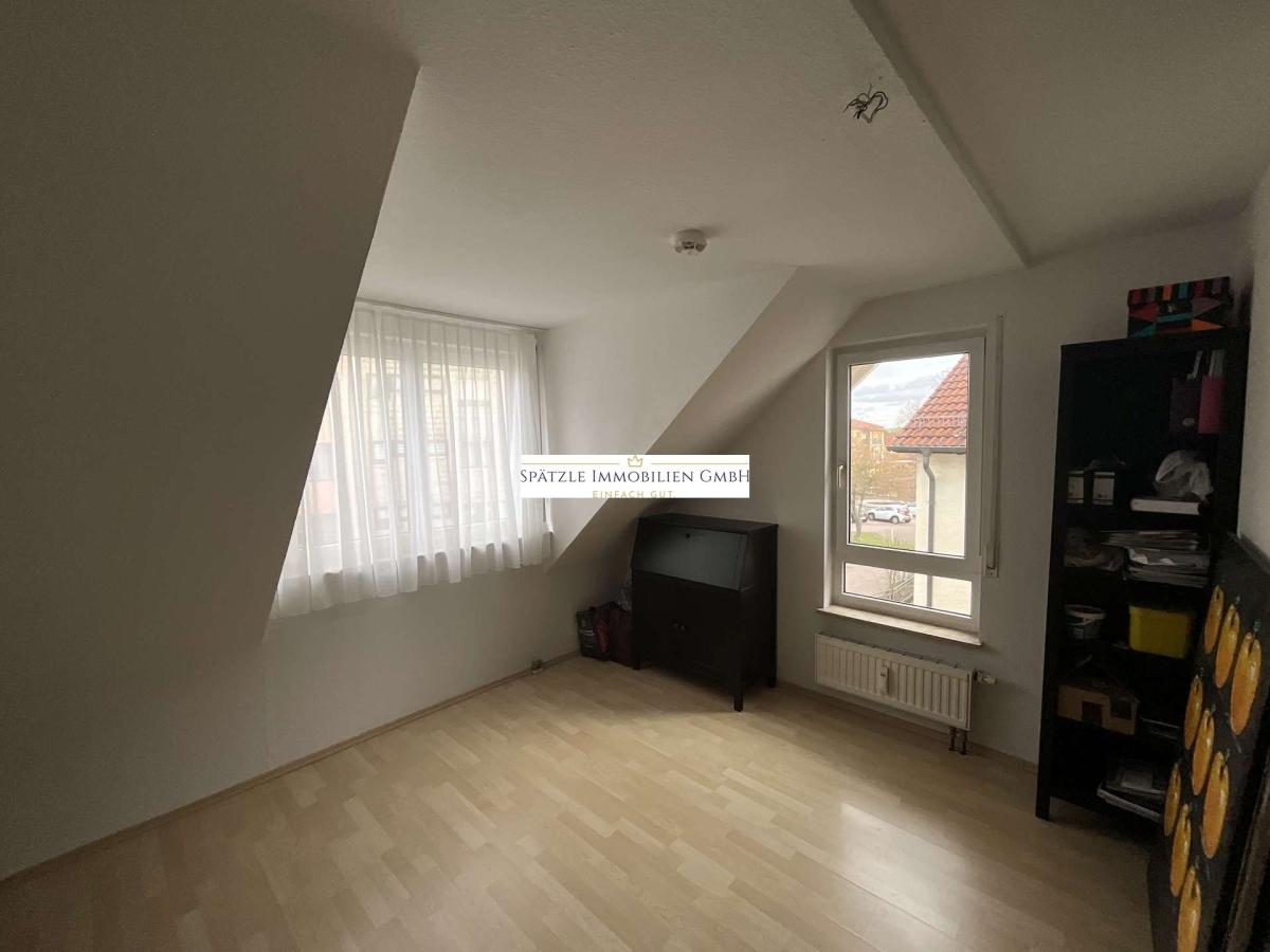 Kinderzimmer/Schlafzimmer/Büro unte