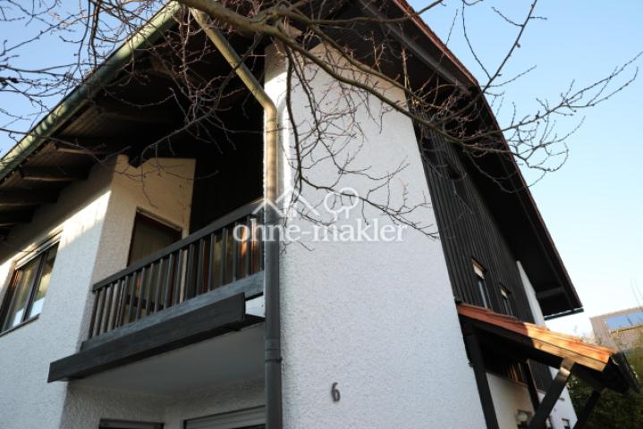 Zugang vorbei an der Terrasse